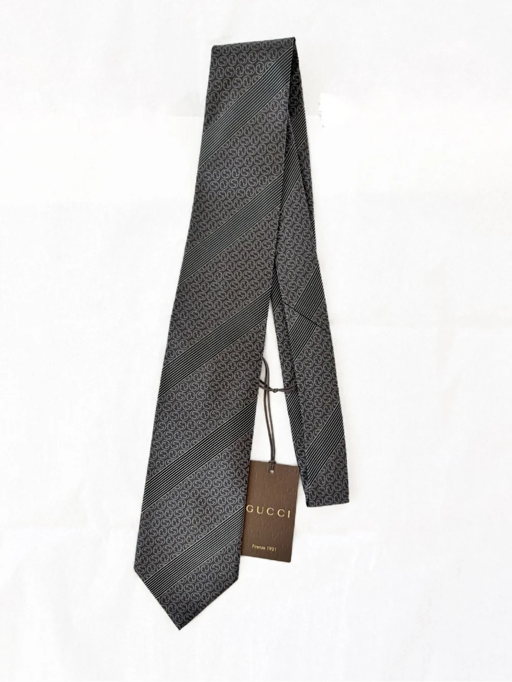 Gucci Classic Dark Grey Men's Textured Stripe and GG Tie NWT